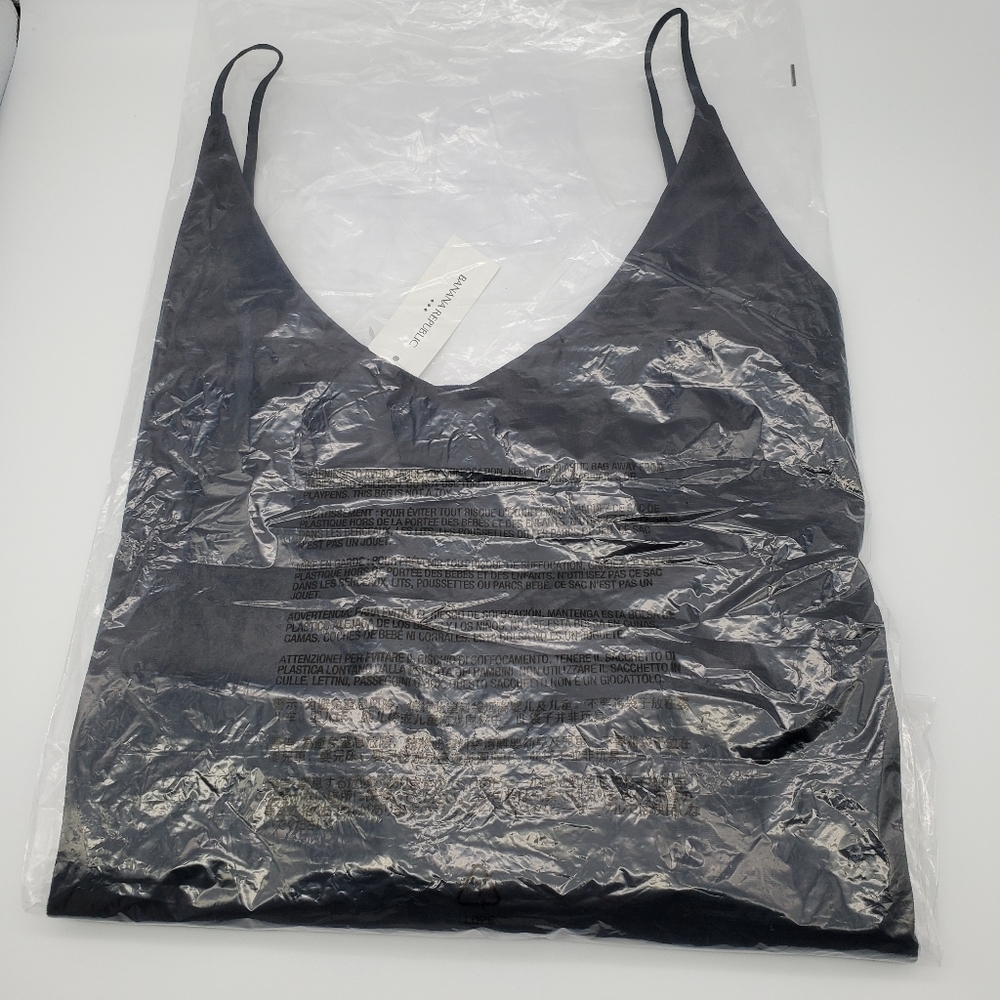 Banana Republic Velvet Classic Camisole - Picture 2 of 4